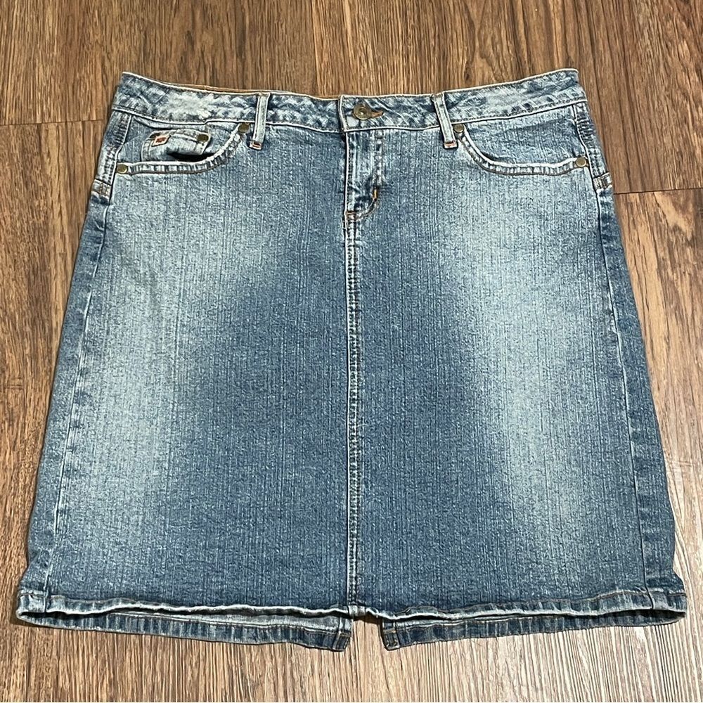 Vintage Paris Blues Denim Faded Skirt Factory Washed Blue Size 13